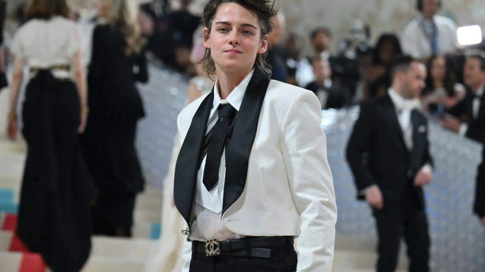 Kristen Stewart lució un look andrógino en la Met Gala 2023